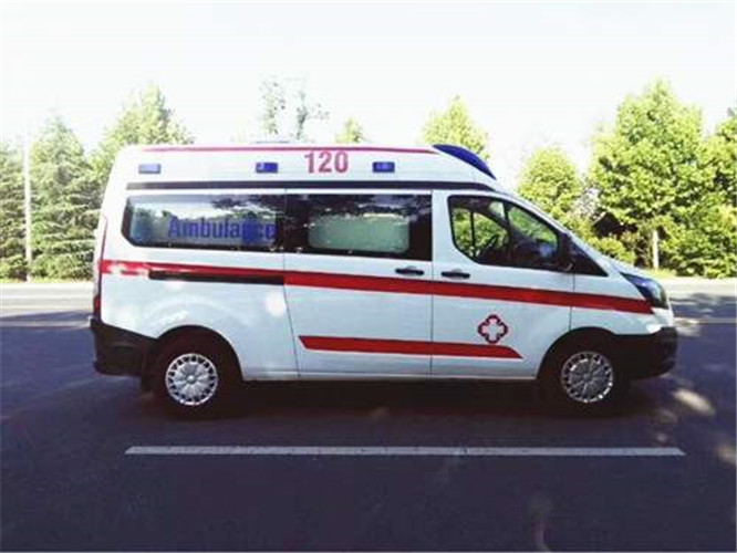 哈密救护车出租服务案例6