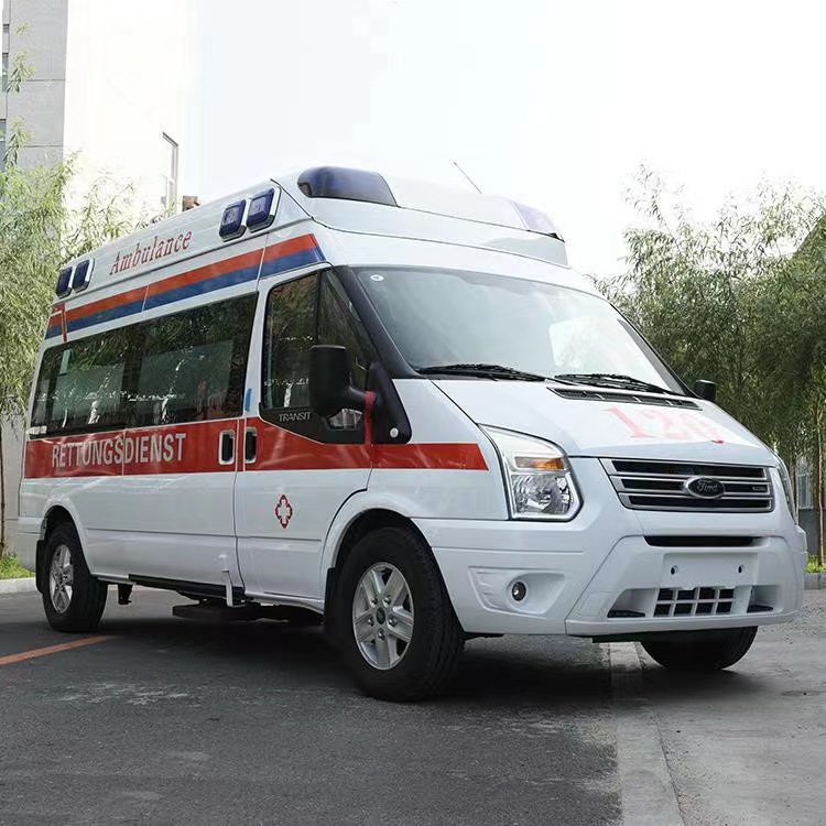 哈密行动不便者长途救护车租赁：安全转运的核心注意事项​